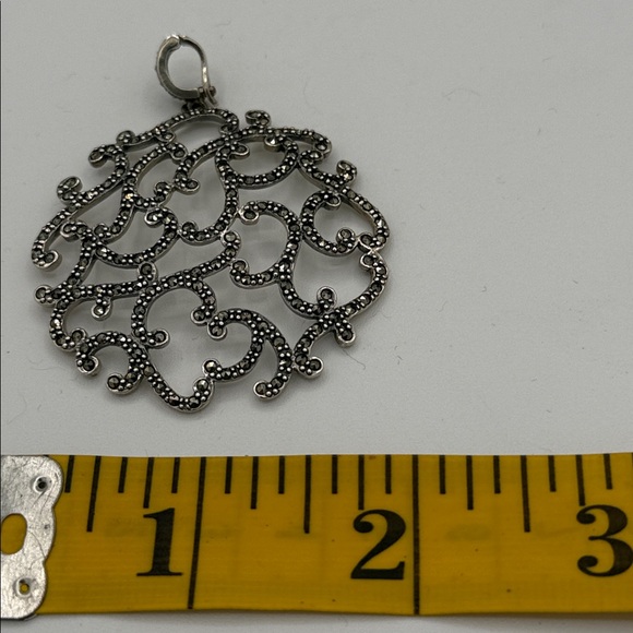 C547 Vintage 925 Silver Filigree Pendant - Picture 4 of 5